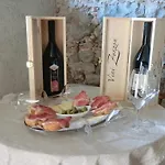Çiftlik konaklama Domus Rustica